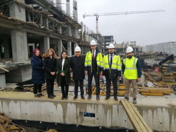 İlk İncelemeyi Hastane Çalışmasında Gerçekleştirdi