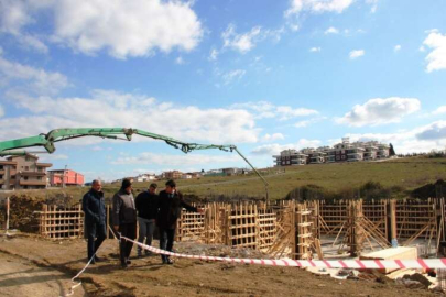 Yılmaz Okul İnşaatını İnceledi