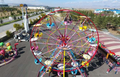 Lunaparklar Nihayet Açıldı