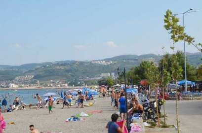 Saral Kent Sahili Akına Uğradı