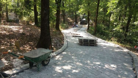 Esadiye Mezarlık Yolu Modernize Edildi