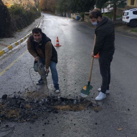Kanalizasyon Kapakları Yol Seviyesine Çıkartıldı
