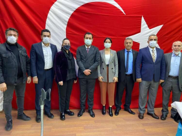 Deva Armutlu’da Çiftçi İle Yola Çıktı