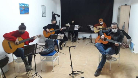 Gitar Kurslarına Büyük İlgi