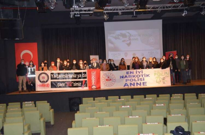 “En İyi Narkotik Polisi Anne”