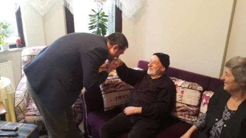 Turan Canbay Babasını Kaybetti