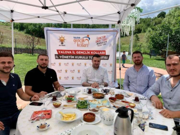 “Gençlere İnanıyor Ve Güveniyoruz”