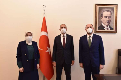 Vekillerden Adalet Bakanı’na Ziyaret