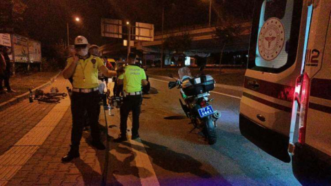 Polis Motosikleti İle Çarpışan Şahıs Yaralandı