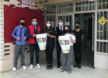 Gençleri Gençlik Merkezine Davet Ediyorlar