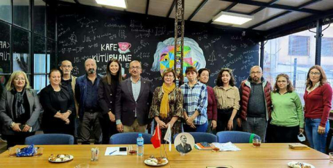 CHP’den Üniversiteli Kadınlara Ziyaret