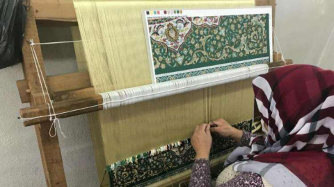 İpek Halı Dokumacılığı Büyük İlgi Görüyor