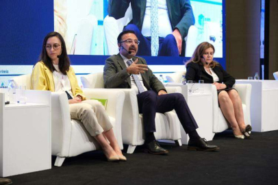 Özdemir Yeşil Makine Zirvesine Katıldı