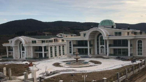 El-Sani’nin Yalova’daki Sarayı Tamamlandı