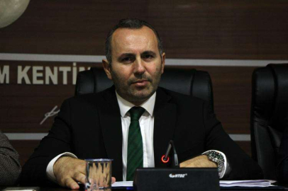 Mecliste Bilboard Polemiği