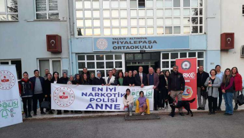 Altınova’da, “En İyi Narkotik Polisi: Anne” Seminerleri Düzenlendi