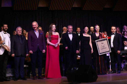 Ata Kent Tsm Topluluğu’ndan Umut Akyürek Eşliğinde Dev Konser