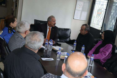 Topaloğlu Mahalle Muhtarlarını Dinledi