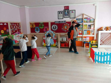 Okullarda Afet Farkındalık Eğitimleri Sürüyor