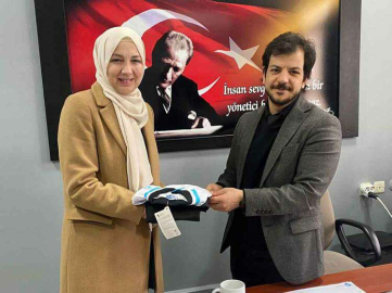 Çınarcık Belediyesi Depremzede Öğrenciler İçin Kolları Sıvadı