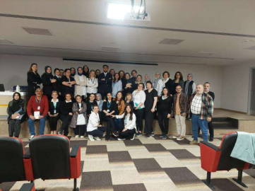 Yalova Eğitim Ve Araştırma Hastanesi’nde Sekreterlere Etkili İletişim Eğitimi