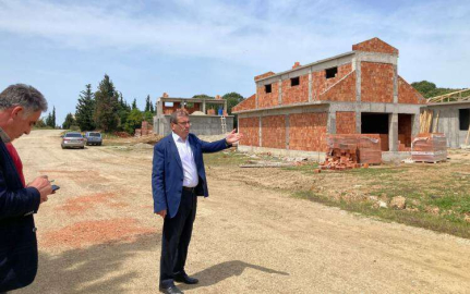 Armutlu Geçici Hayvan Bakımevi Tamamlanma Aşamasında