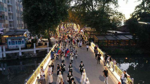 Yalova’da Halk Dansları Şöleni