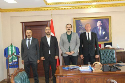 Ülkü Ocakları Yalova İl Başkanı Suiçmez Armutlu’yu Ziyaret Etti