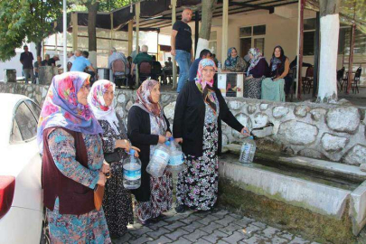 1 Aydır Su Akmayan Köyde Vatandaşlar İsyan Etti