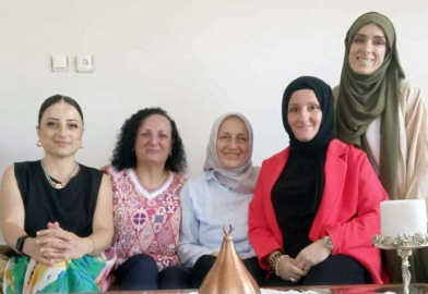 Bayan Acar’dan Yaşlılara Ve Hastalara Ziyaret