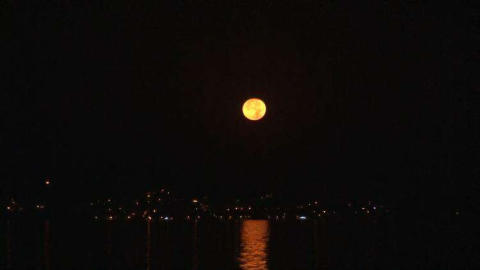 Yalova’da Süper Ay Görüntüsü Büyüledi