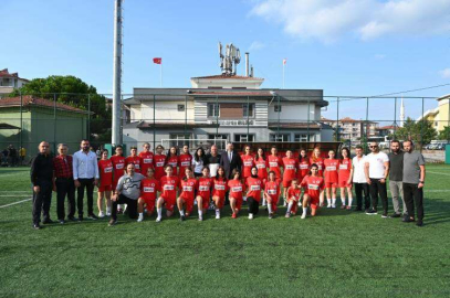 Yalovaspor Kadın Futboluna Destek Tutuk’tan