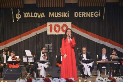 Şarkılar, "Cumhuriyet" İçin Söylendi