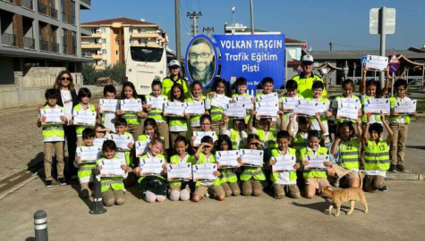 Öğrenciler Sertifika Aldı
