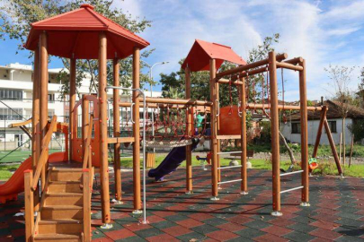 Ağaçlara Zarar Vermeden Yeni Bir Park Kazandırıldı