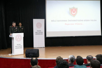 Gençlere Milli Savunma Üniversitesi Tanıtıldı