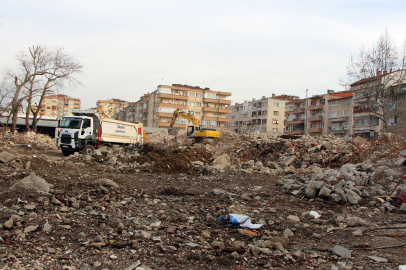 Belediye Binasının Yıkımı Tamamlandı