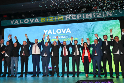 Ak Parti Adaylarını Tanıttı