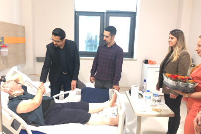 Yaşlılar Haftasında Hastanedeki Hastalar Unutulmadı