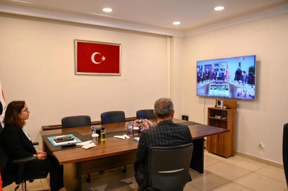 Vali Kaya, “Denizler Halkındır” Toplantısına Katıldı