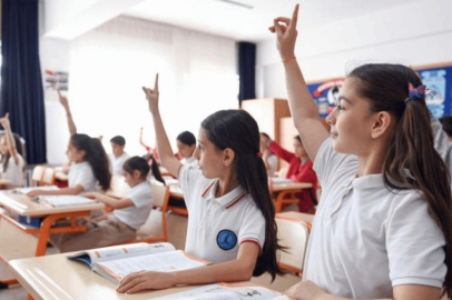 Okullarda Serbest Kıyafet Uygulaması Kaldırıldı