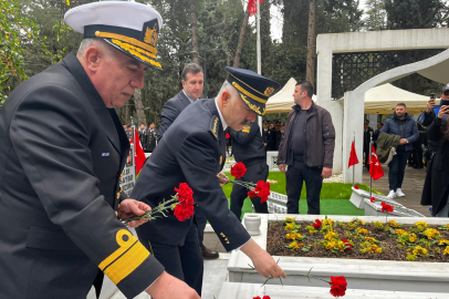 Şehitler Mezarları Başında Anıldı