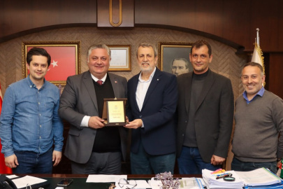 Ardıç'a Duygusal Veda