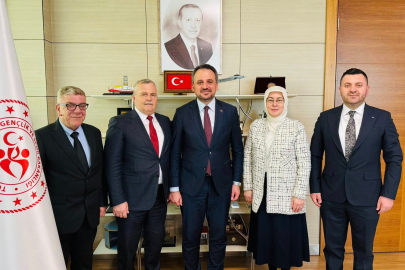 Akyol Ve Arslan’dan Bakanlıklara Çıkarma