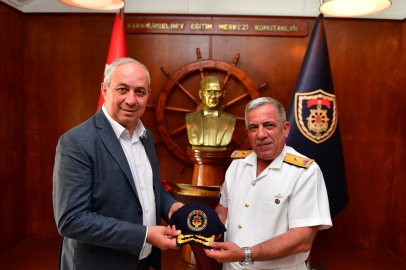 Demiryürek, Tuğamiral Göncüoğlu'nu Makamında Ziyaret Etti