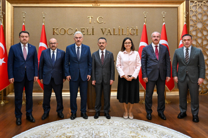 Vali Kaya, Düzensiz Göçle Mücadele Toplantısı’na Katıldı