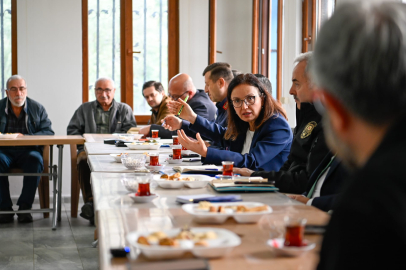 Vali Kaya Bağlarbaşı Mahallesi’nde Vatandaşlarla Buluştu