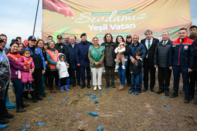 Yüzlerce Fidan Toprakla Buluştu