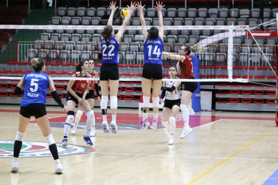 Filede Çiftlikköy Kızları Seriyi Sürdürdü