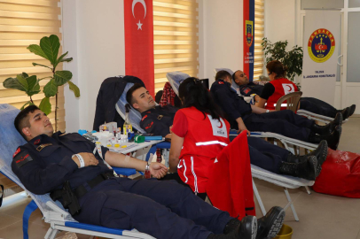 Jandarmadan Kan Bağışı